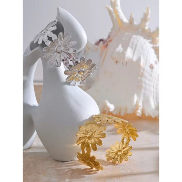 Luxe Sunflower Cuff -18K - Image 3