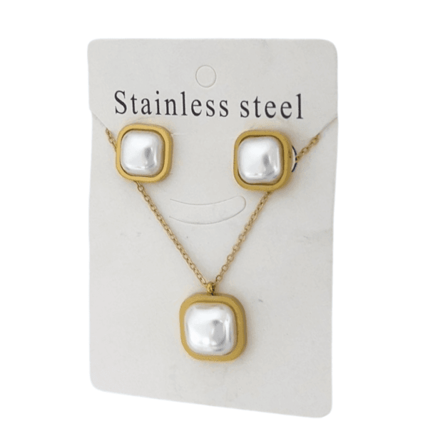 White pearl 18k Gold Plated set